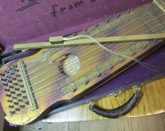 (未使用･未開封品)　HOUSE OF STRINGS lok26k6 Antique 1920's Marxochime Colony 32 String Violin-uke With