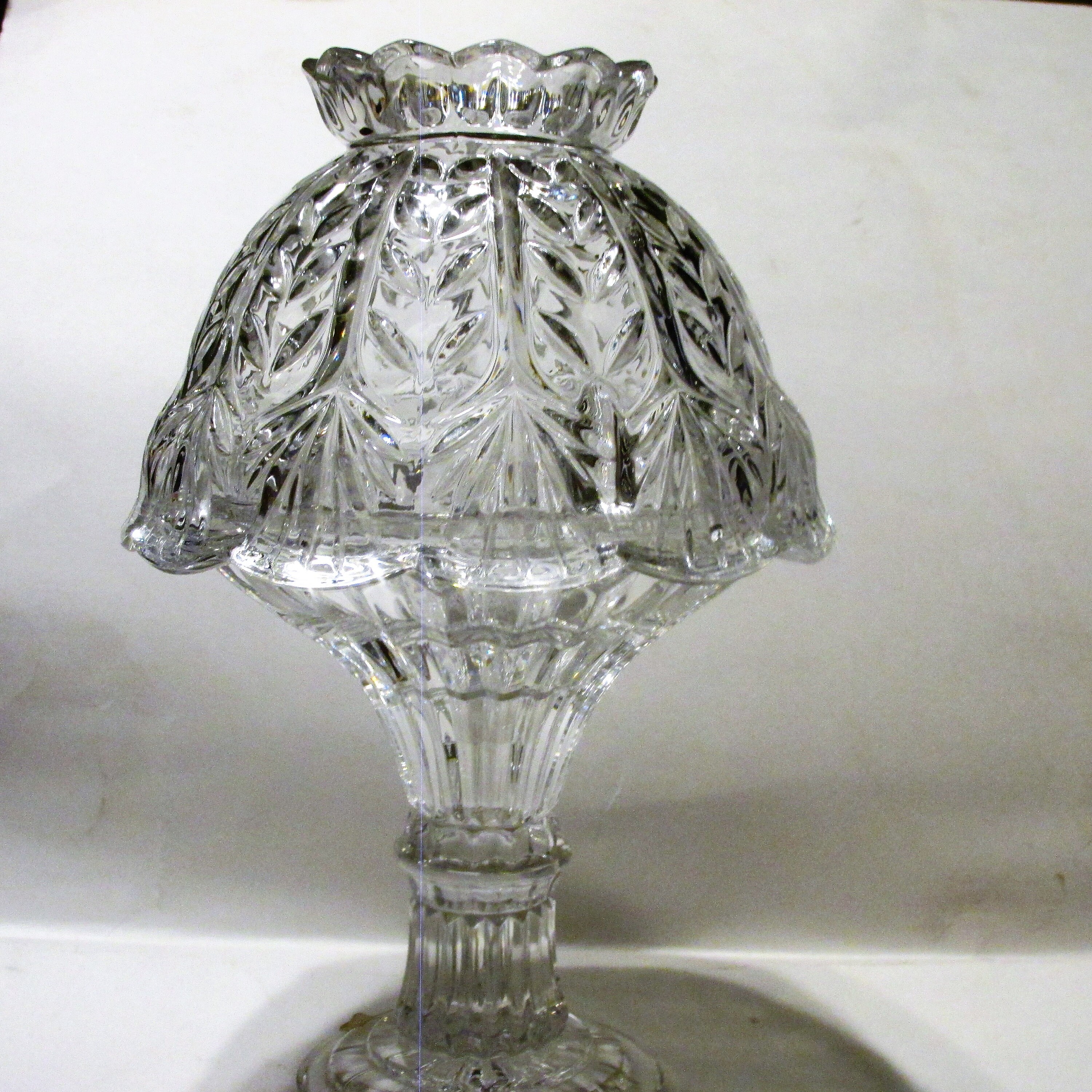 Crystal 24 Lead Heavy Fairy Lamp. Germany Fifth Avenue Crystal Beautiful