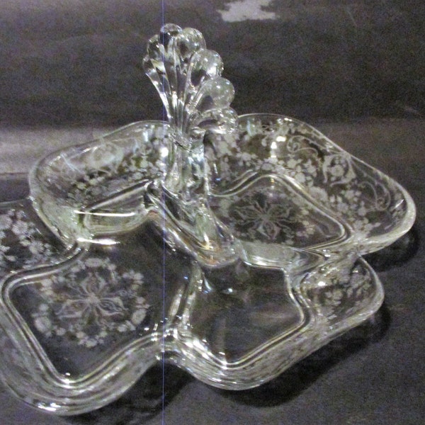 Portia 4 Part Cambridge Relish Dish with Center Fan Handle, Hand Blown and Etched Glass 1932-1950's / MINT