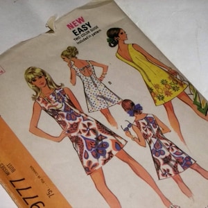 Retro 60&#39;s A-Line Dress with 3 Different Back Styles / Size 12