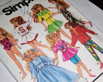 Barbie Wardrobe Sewing Pattern / UNCUT