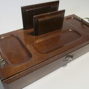 Mid-century Men's Wooden Dresser Valet With Lined Pull Out Drawer, Leather  London . Ornate Hardware - Etsy