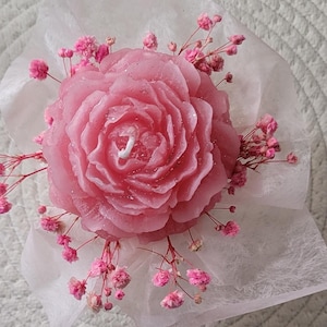 Peony flower candle