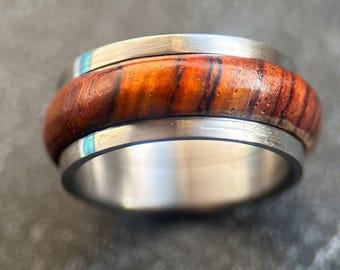 Cocobolo Wood Spinner Ring: Stainless Steel Fidget Jewelry