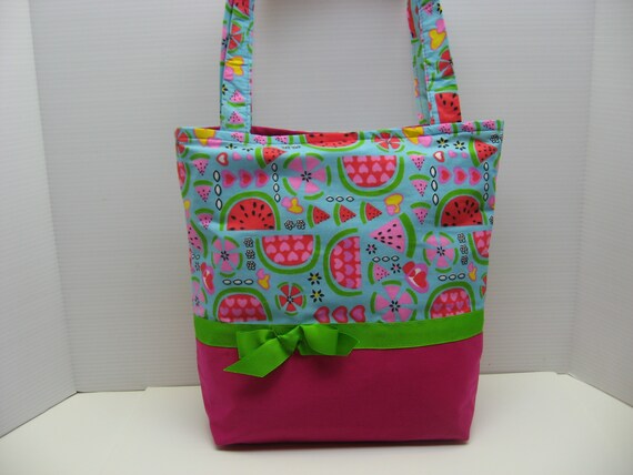 tote with pockets inside