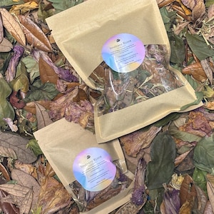 Southern Bloom Foraging Mix for Hermit Crabs, Isopods | Hibiscus, Oak Leaves, Honeysuckle