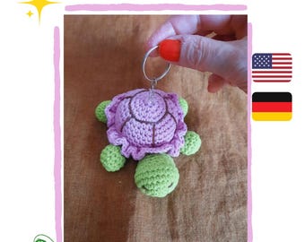 Patrón de llavero de tortuga a crochet: llavero amigurumi (descarga en PDF, inglés y alemán)