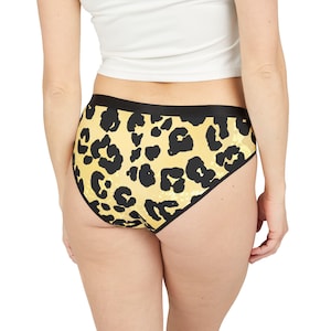 Stylish Women&#39;s Underwear Gold Leopard Print, Classic Comfort Fit, Cheeky Briefs, Everyday Essentials, Lingerie, Gift for Her