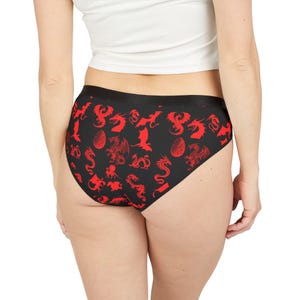 Game of Dragon Print Women&#39;s Underwear, AOP Gamer Panties, Fantasy Lingerie, Briefs Gift for Her, Vibrant Girlfriend Everyday Comfort