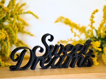 3D printed lettering "Sweet Dreams" | various colors | freestanding | bedroom decoration | shelf | gift | decoration