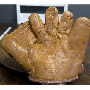 Spalding Baseball Glove - Etsy