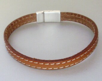 Double Stitched Flat Italian Leather Bracelet For Him Or Her - UNSEX Bracelets - Birthday / Father Day / Graduation  Usa