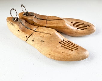 Vintage Pair Shoe Forms Wooden Large Minneapolis Minnesota Shoe Making Decor Shoe Stretcher