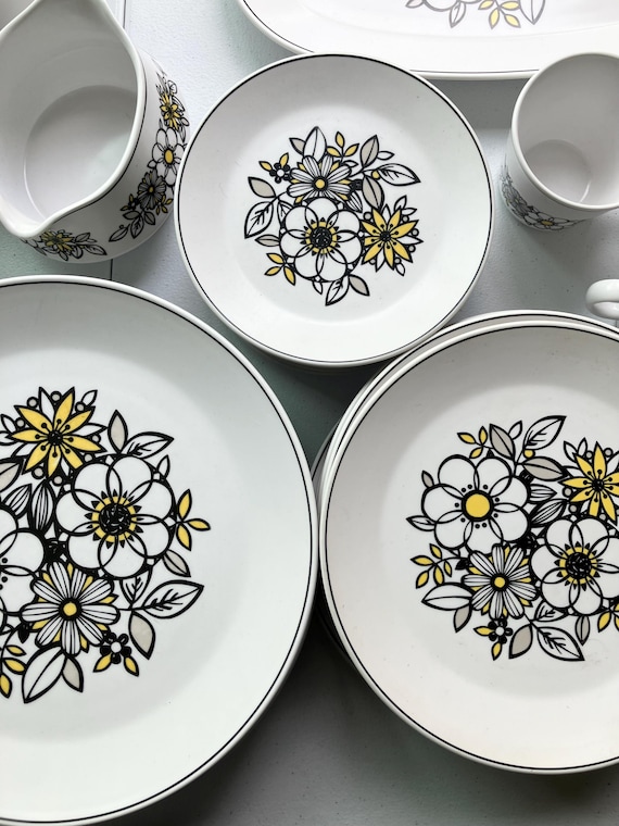 Vintage Noritake Progression Dishes Set Tressa Pattern Black