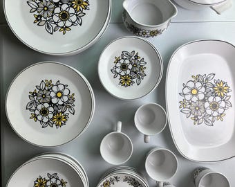 Vintage Noritake Progression Dishes Set Tressa Pattern Black