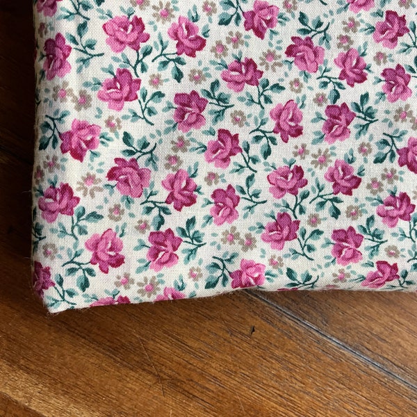 Vintage Fabric Quilters Cotton Yardage By the Yard Pink Roses Floral 4 Continuous Yards Quilting Sewing Supplies