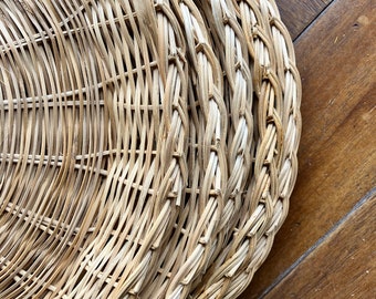 Vintage Wicker Paper Plate Holders Baskets Set Six Round Picnics Outdoors BBQ Parties Events