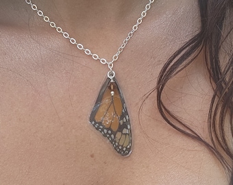 Real Monarch Butterfly Wing Pendant Necklace, Cruelty Free Butterfly Jewelry, Resin Butterfly Wings, Monarch Butterfly Necklace Gold Silver