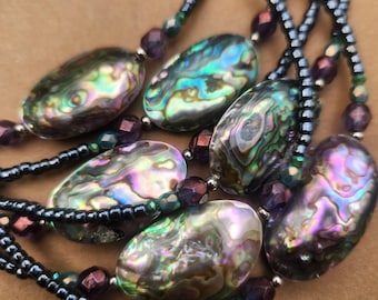 Beaded Abalone Necklace, Beaded Choker, Glass Seed Bead Necklace, Beaded Choker, Beach Mermaid Shell Necklace, Dark Abalone Necklace