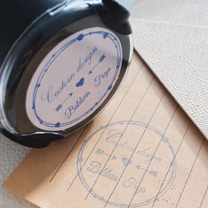 Niestandardowy samotuszujący stempel z datą, spersonalizowany stempel z datą rocznicy ślubu, stempel z imieniem i datą, stempel z rocznicą miłości, prezenty walentynkowe