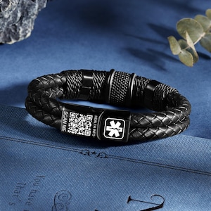 Custom Men&#39;s Leather Bracelet,Medical ID Alert bracelet For Men,Fathers Day Gift For Dad,Personalized  Emergency Bracelet With QR code