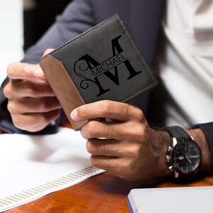 Cartera para hombre con nombre grabado personalizado, billetera fina de cuero, regalo personalizado para el Día del Padre, regalo de aniversario, regalo de recuerdo.