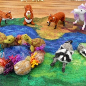 needle felted red squirrel, medium felt animals, play mat squirrel, waldorf, collectible squirrel, pre school, nursery school, kindergarten image 10