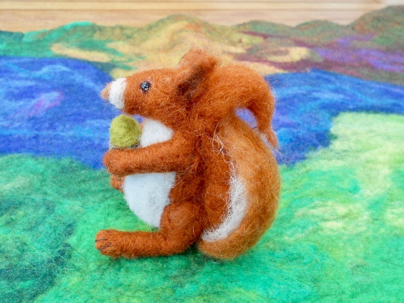 needle felted red squirrel, medium felt animals, play mat squirrel, waldorf, collectible squirrel, pre school, nursery school, kindergarten image 7