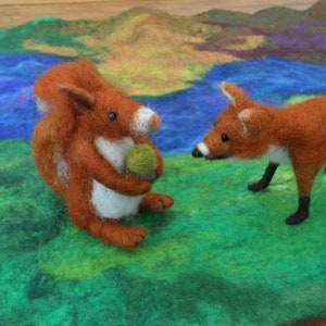 needle felted red squirrel, medium felt animals, play mat squirrel, waldorf, collectible squirrel, pre school, nursery school, kindergarten image 5