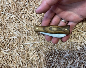 Couteau de jardin forgé fait main | Couteau à champignons, manche en thermofrêne
