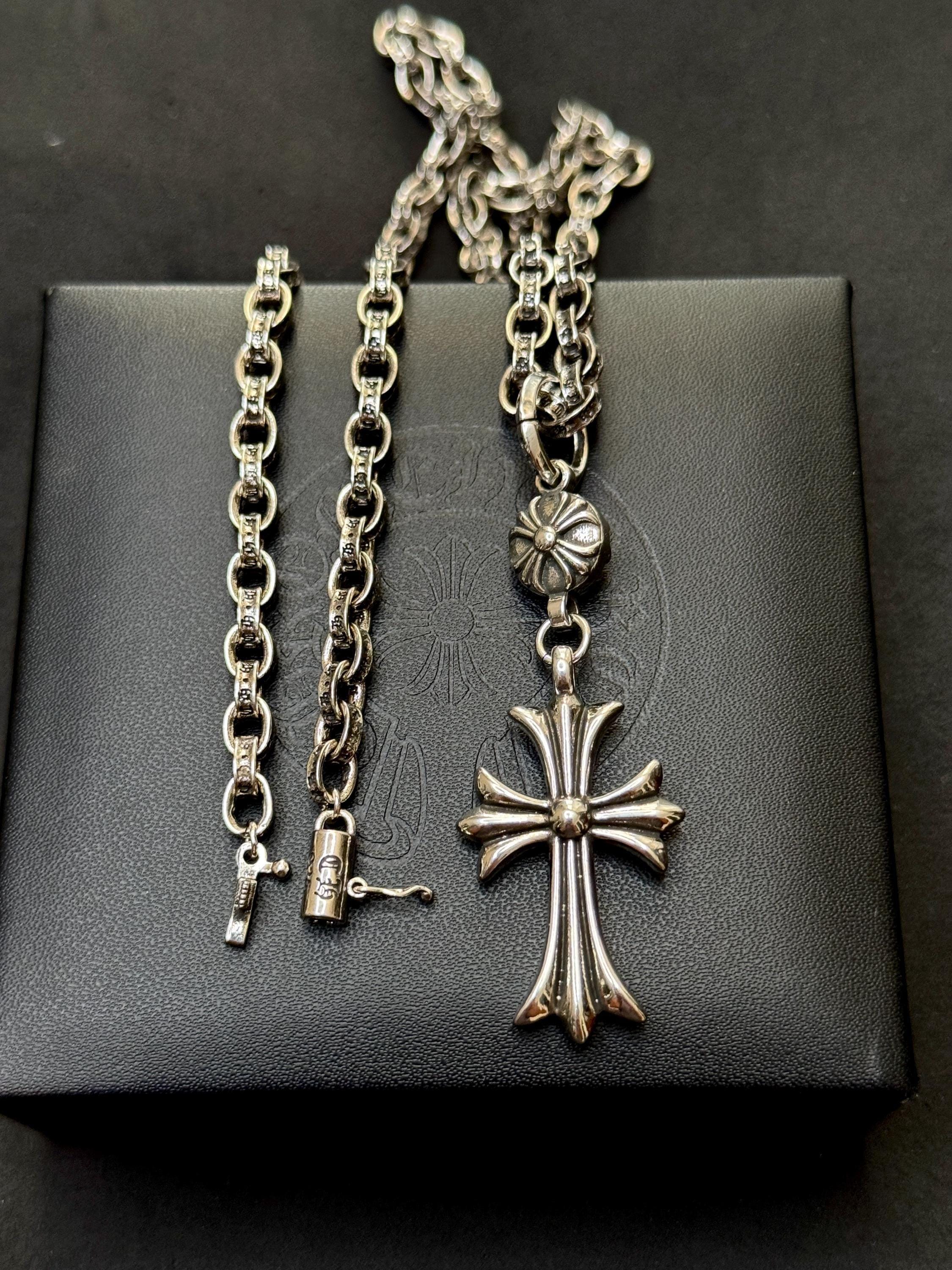 小物 RisoCHROME HEARTS TINY CH CROSS Chrome Hearts 925 Silver Tiny CH Cross with One Ball Charm