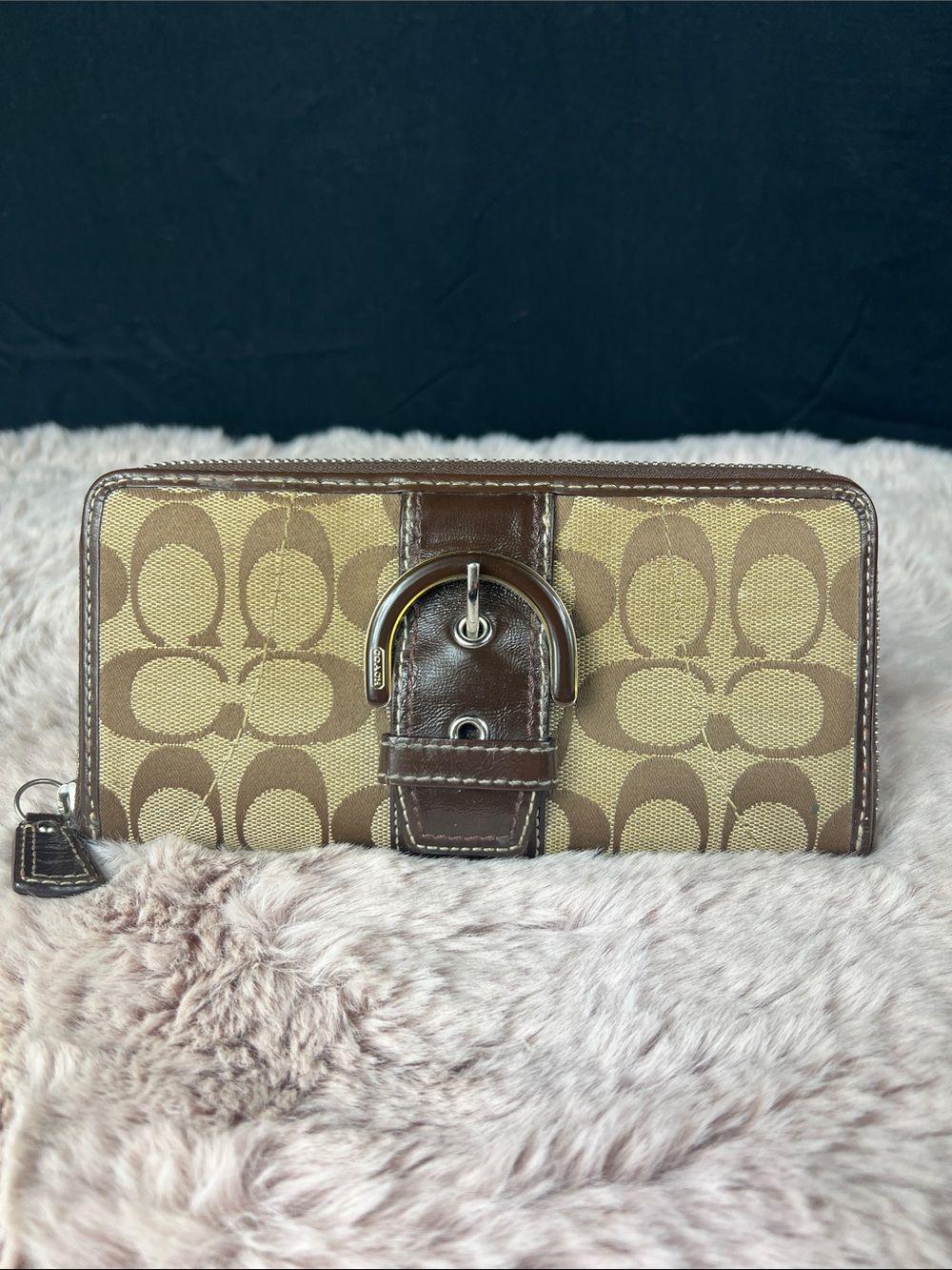 Coach Vintage Soho Signature Jacquard Buckle Zip Around Wallet