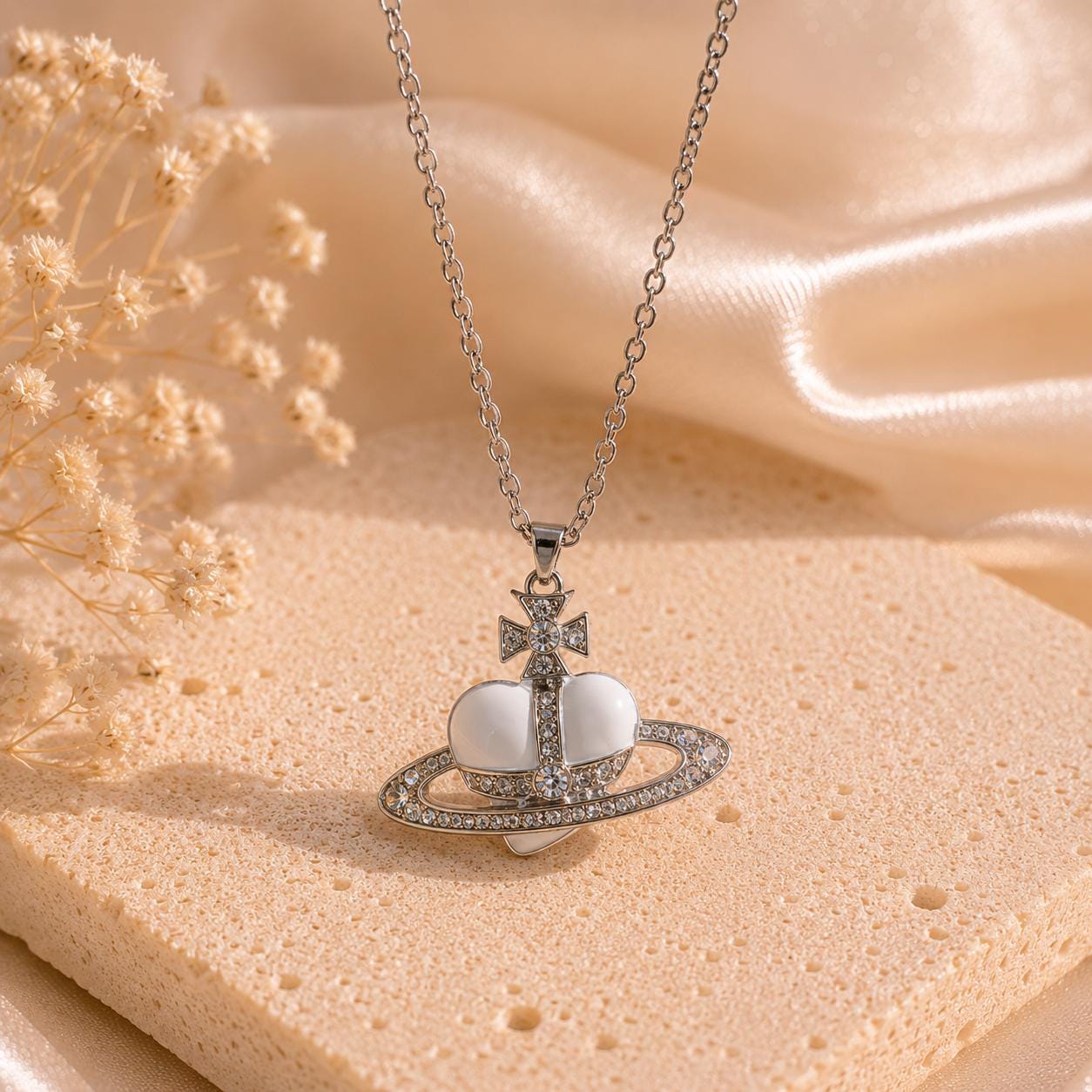 Vivienne westwood nana anime orb necklace - Etsy 日本