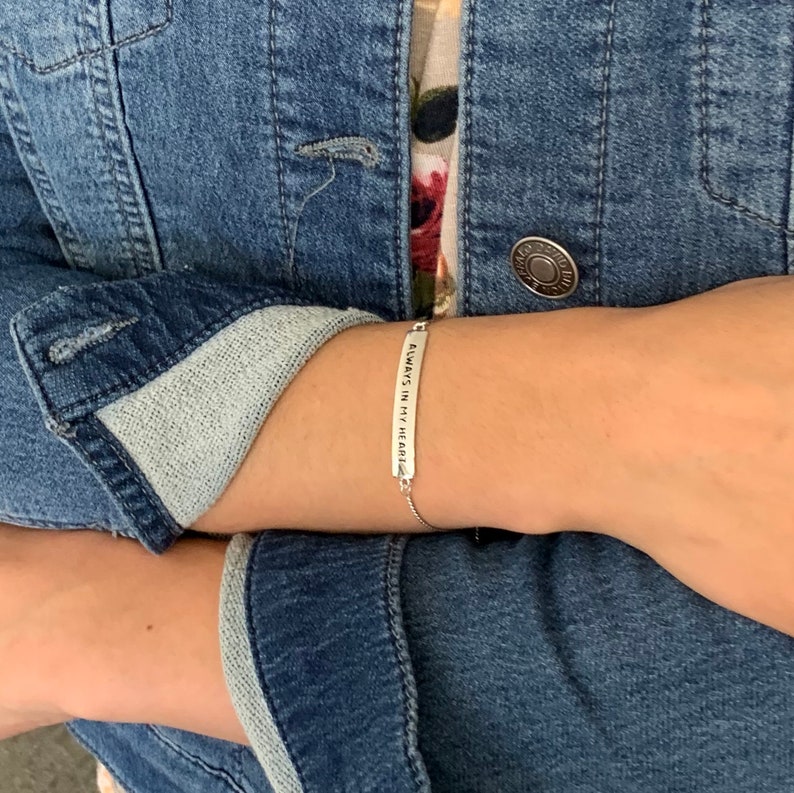 death of loved one Remembrance sympathy gift Grieving Mom Gift Loss of parents memorial gift Loss of Child Always in My Heart Bracelet