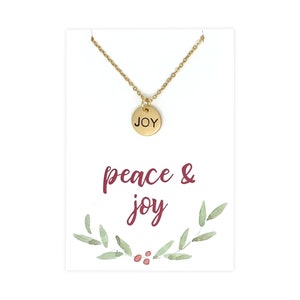 Collar Tiny Joy, joyería navideña, ideas de regalos navideños para ella, colgante Joy de plata o oro con tarjeta navideña, tarjeta con frase "Paz y alegría"