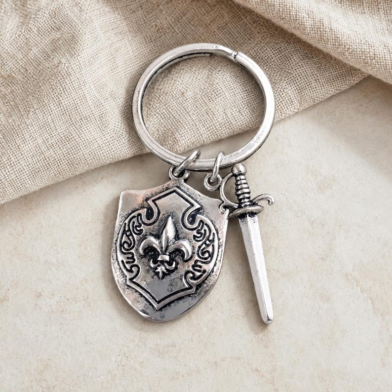 Nyckelring för sköld och svärd, Guds rustning, trons sköld, religiös kristen tro, present till män, present till tonårspojke, inspirerande present till honom keyring only