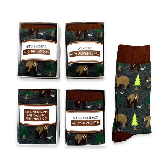Free Hugs Camping Camper Lover Bear Animal Lover Gift Shirt Free Hugs Camping Camper Lover Bear Animal Lover Gift Shirt