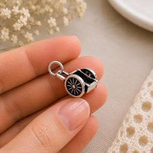 Pioneer Handcart Charm, Pioneer Trek Gift, Covered Wagon, Mormon Pioneer Heritage, Ancestry Gift, LDS Church History Keepsake Charm