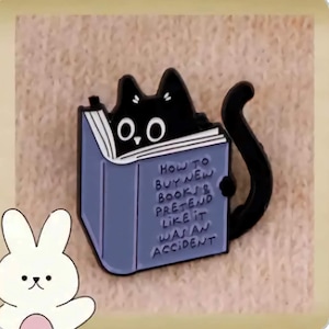 Épingle en émail pour amoureux des livres, chat noir | Jolie broche pour sacs à dos et vêtements | Cadeaux bijoux animaux de charme