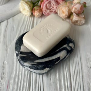 Luxurious Natural Black Marble Soap Dish - Modern Bathroom Accessory for Countertop Decor