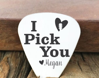4 Piezas de P/úas de Guitarra Regalo de Guitarra de Novio I Couldnt Pick A Better Boyfriend para /Él Hombre Guitarrista M/úsico en D/ía de San Valent/ín Navidad Aniversario Cumplea/ños