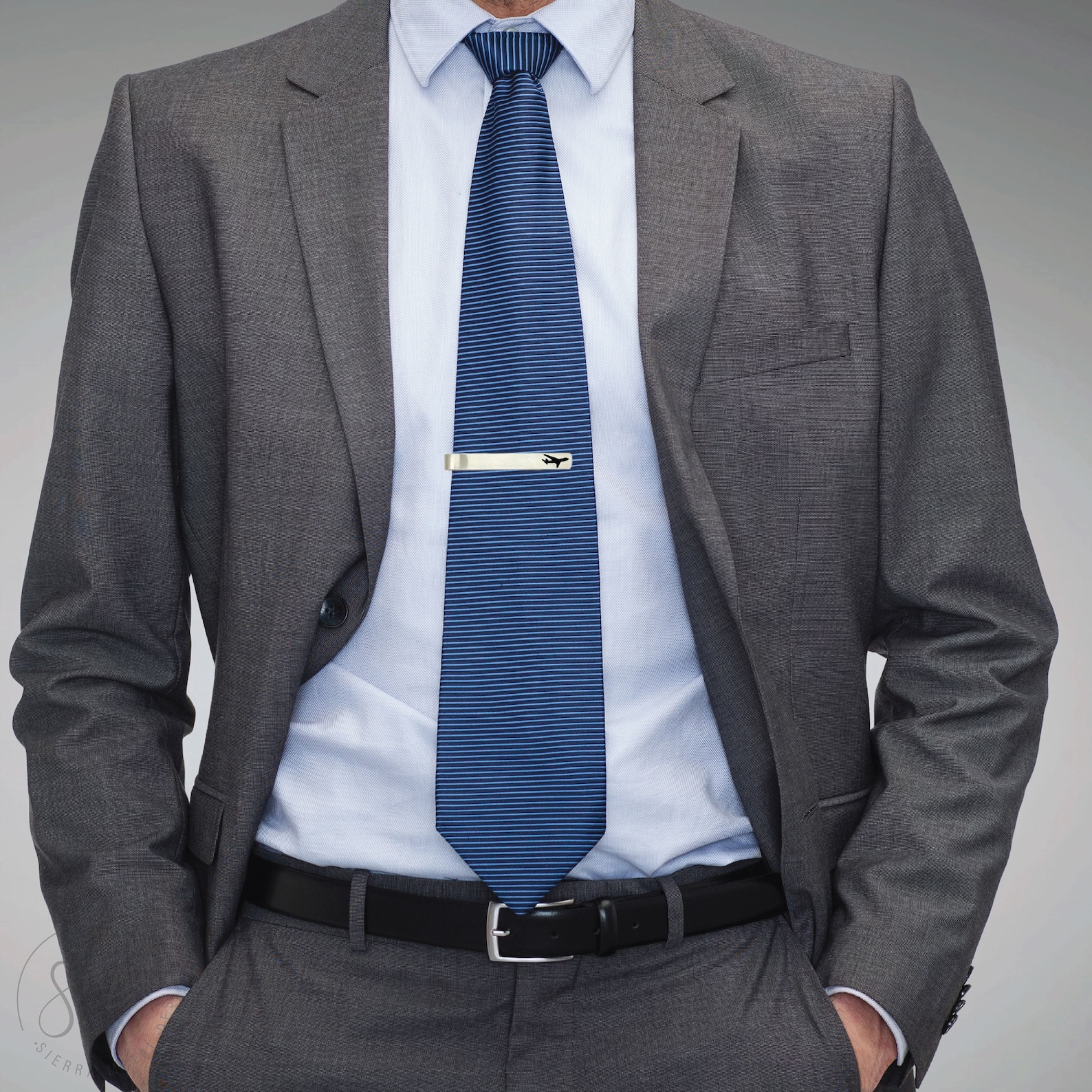 airline pilot tie