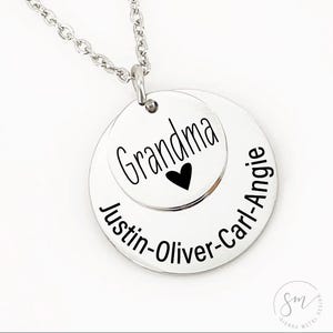 Personalized Grandma Gift Idea Jewelry Grandma Necklace Mother&#39;s Day Gift For Nana Oma Gift Yaya Granny Gift Disc for Grams Necklace