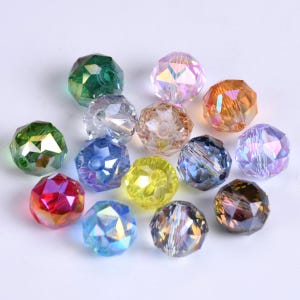 10 pezzi di perline di cristallo sfaccettato rotonde lucide e colorate da 10 mm per la creazione di gioielli, accessori per braccialetti fai da te