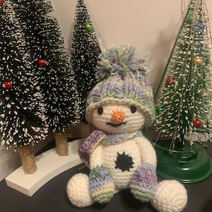 Adorable Crochet Snowman w/Removable Hat
