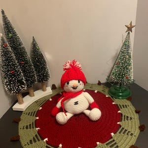 Adorable Crochet Snowman w/Removable Hat