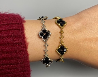 Black Four Leaf Clover Beaded Bracelet, Gold Jewellery, Silver Jewellery, Royal Jewellery, Beaded Jewellery, Gift for Her