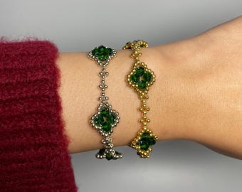 Dark Green Four Leaf Clover Beaded Bracelet, Gold Jewellery, Silver Jewellery, Royal Jewellery, Beaded Jewellery, Gift for Her