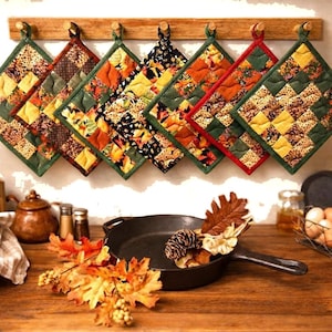 Fall Bargello Quilted Potholders | Patchwork Kitchen Decor | Fall Hostess Gift