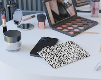 CHIC  LEOPARD PRINT Mini Clutch Bag, Trendy Wristlet, Makeup Pouch, Mini Travel Accessory, Fun Gift for Her, Mini Stylish Organizer